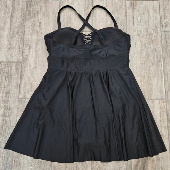 Torrid Wireless Lattice Front Swim Dress Womens 2 US 18 / 20 Black Skater Plus - Picture 8 of 14